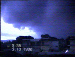 Nubi post tornado Varcaturo (NA) 1992