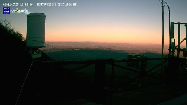 immagine della webcam nei dintorni di Arpaise: webcam Mercogliano