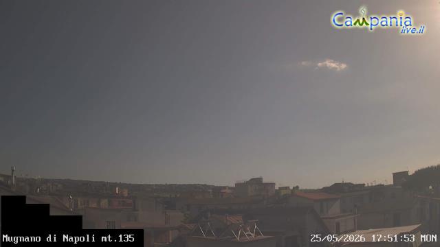 immagine della webcam nei dintorni di Serrara Fontana: webcam Mugnano di Napoli