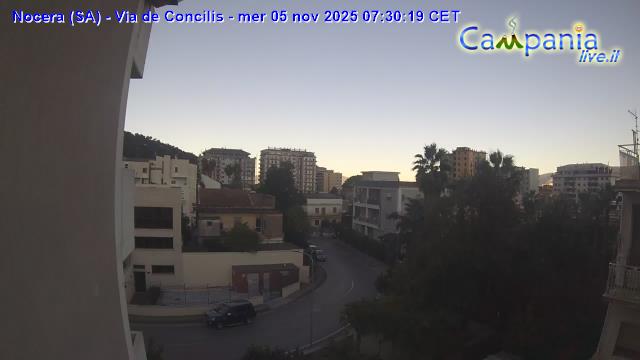 immagine della webcam nei dintorni di Praiano: webcam Nocera Inferiore