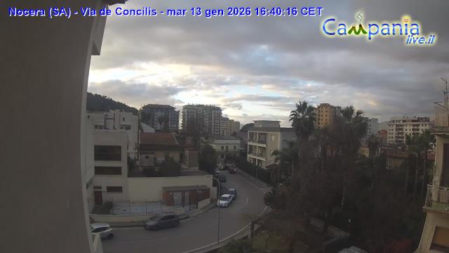 immagine della webcam nei dintorni di Vietri sul Mare: webcam Nocera Inferiore