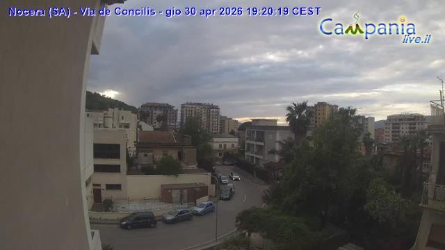 immagine della webcam nei dintorni di Sant'Agata sui Due Golfi: webcam Nocera Inferiore