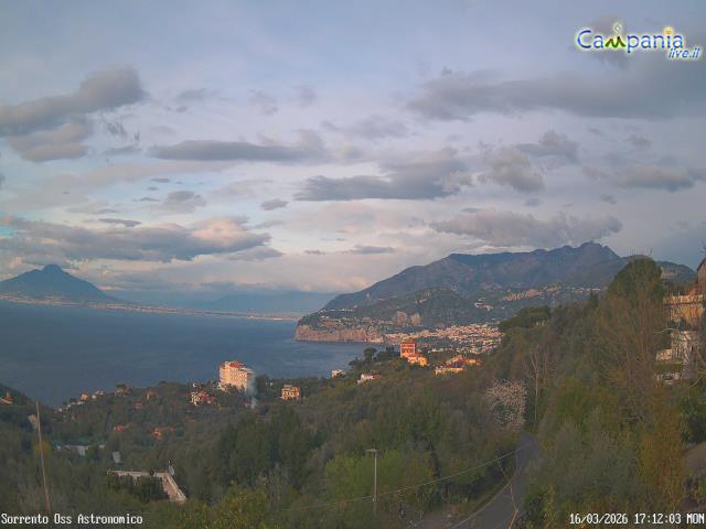 immagine della webcam nei dintorni di Sant'Agnello: webcam Sorrento