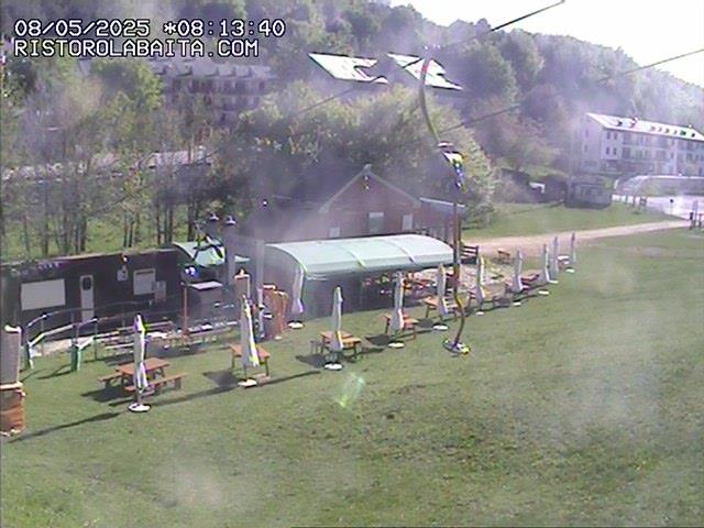 Majella (CH) live Webcam - Ultima immagine ripresa Majella (CH) live Webcam - Ultima immagine ripresa